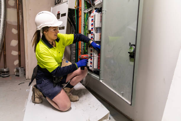 Best Circuit Breaker Repair  in Lincoln City, OR